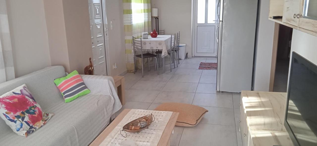 Kate'S Family House Vila Pylos Exterior foto