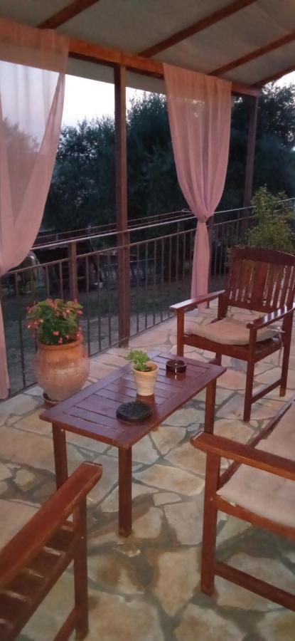 Kate'S Family House Vila Pylos Exterior foto