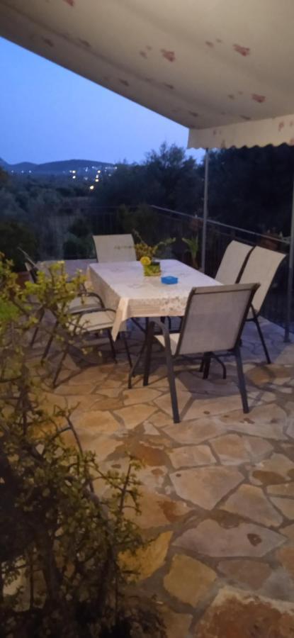 Kate'S Family House Vila Pylos Exterior foto